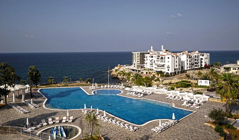 Jasmine Court Hotel - 2