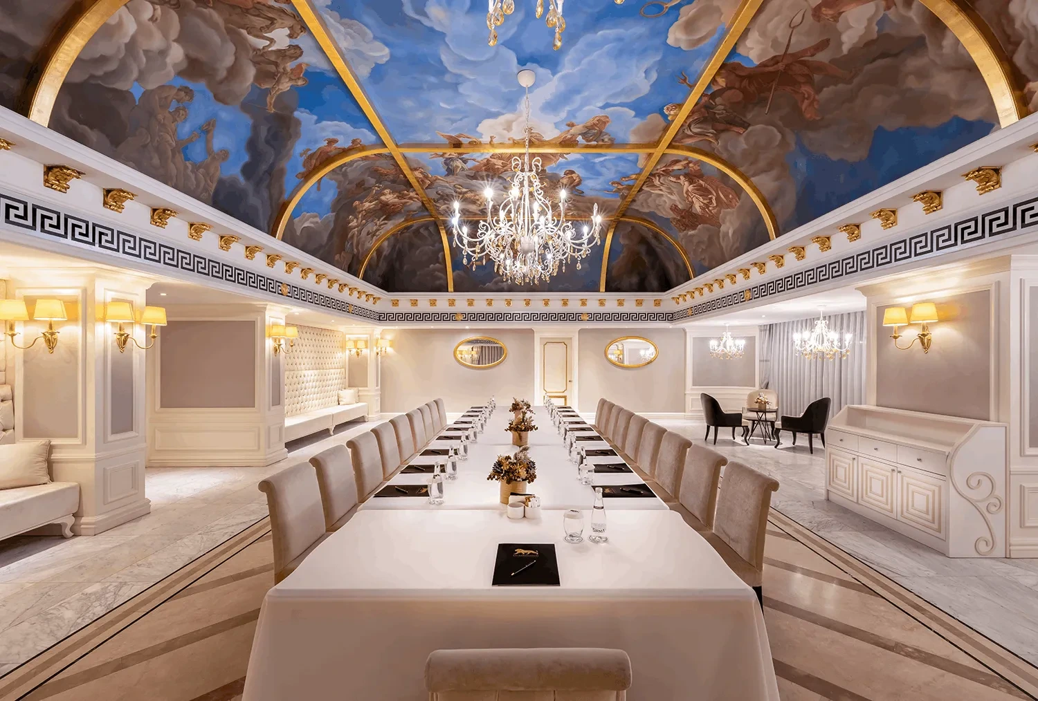 Les Ambassadeurs Hotel - 3