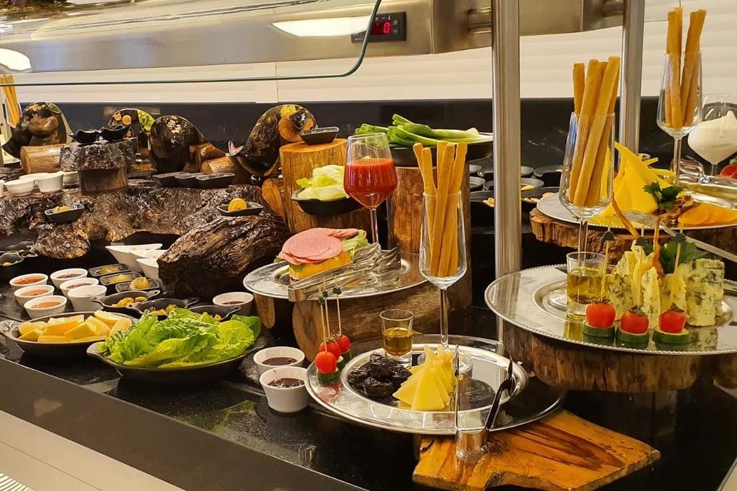 Mc Palace Hotel Spa Convention